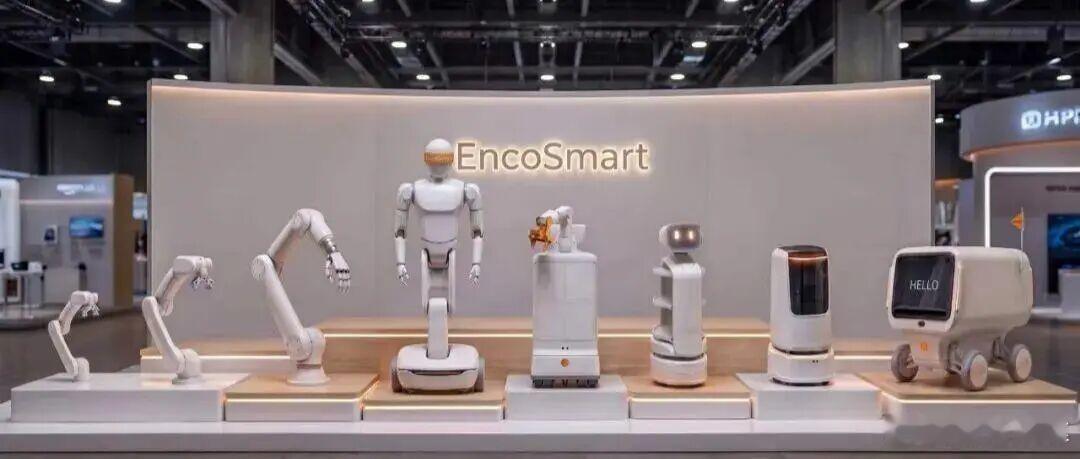 来自中国的厨房机器人，正悄悄进驻韩国、美国等国的餐饮后厨，接手炸鸡岗位。研发这款