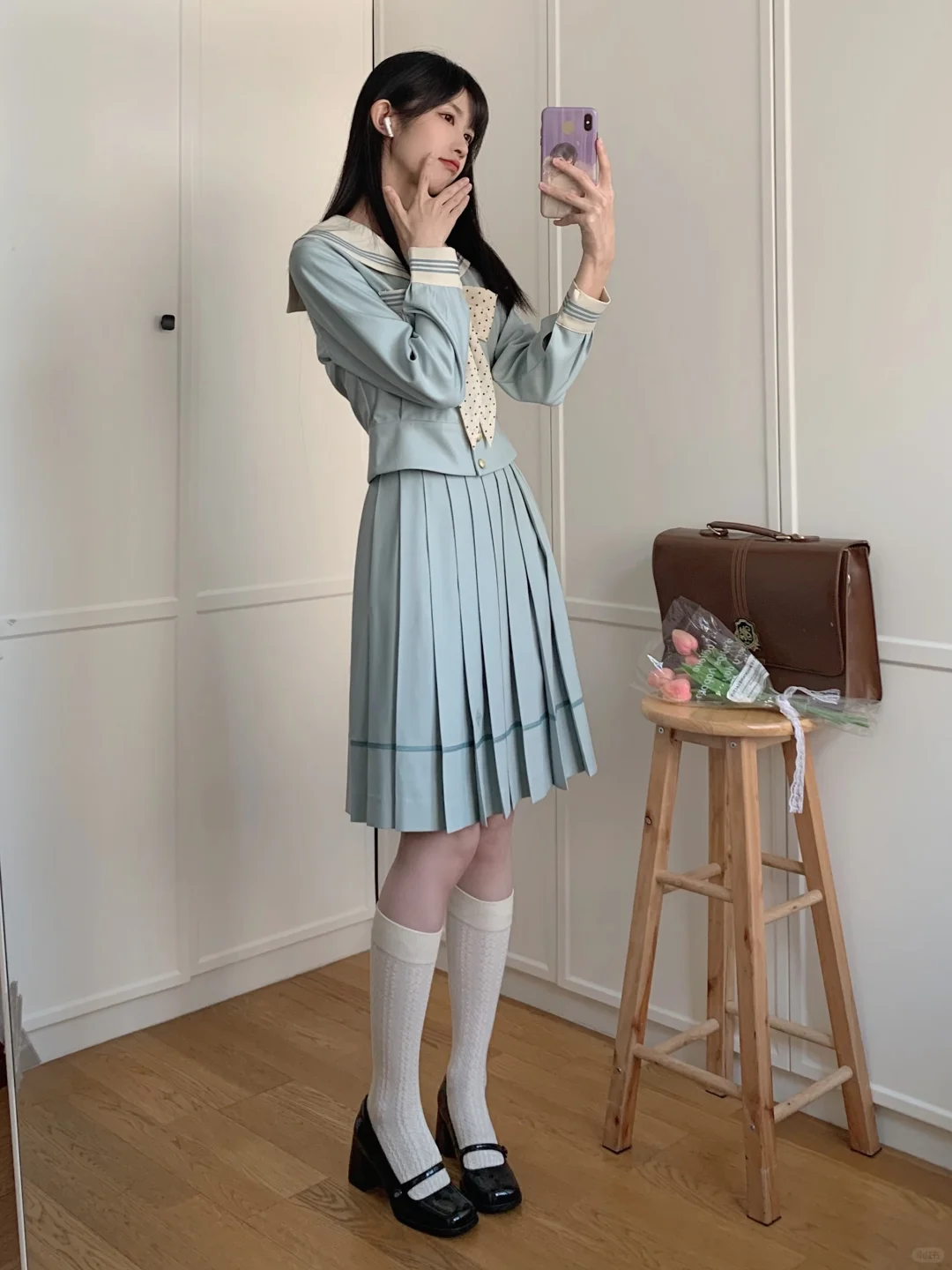 ⌯'ㅅ'⌯ 薄荷白巧你好看得有点无敌了…