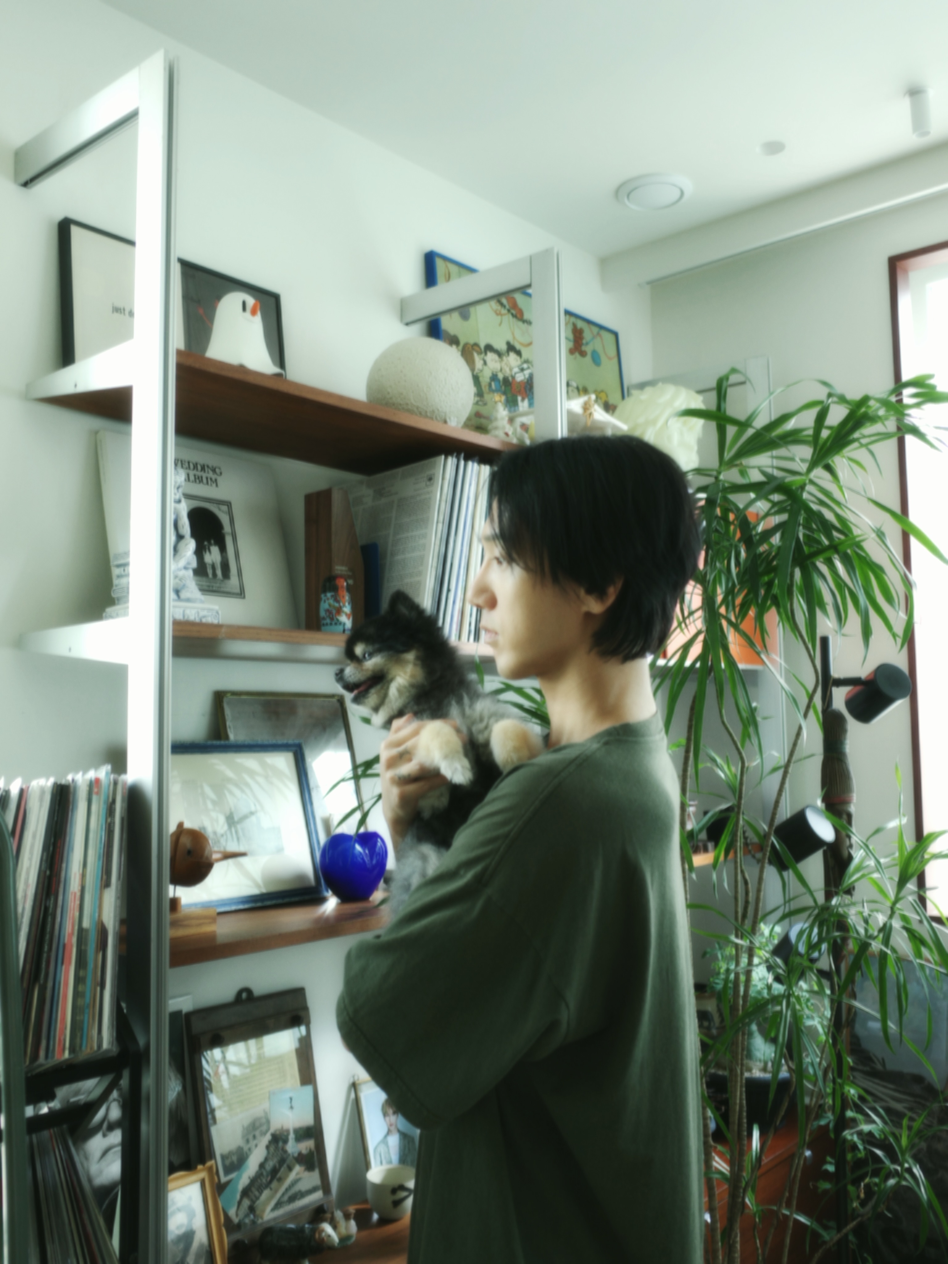“CB百蓝_。260803金钟云 IG更新：和小不点一起度过的周末 🦤 