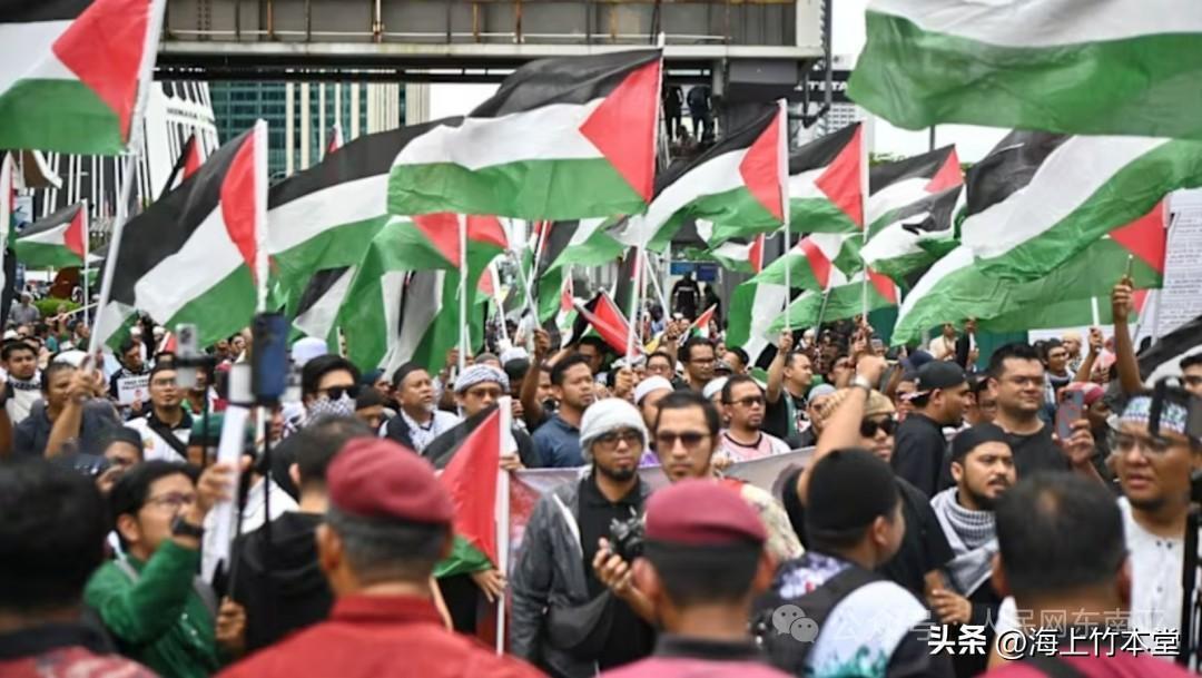 马来西亚：先给特朗普下马威

特朗普总统要参加东盟峰会，人还未到，就被马来西亚人