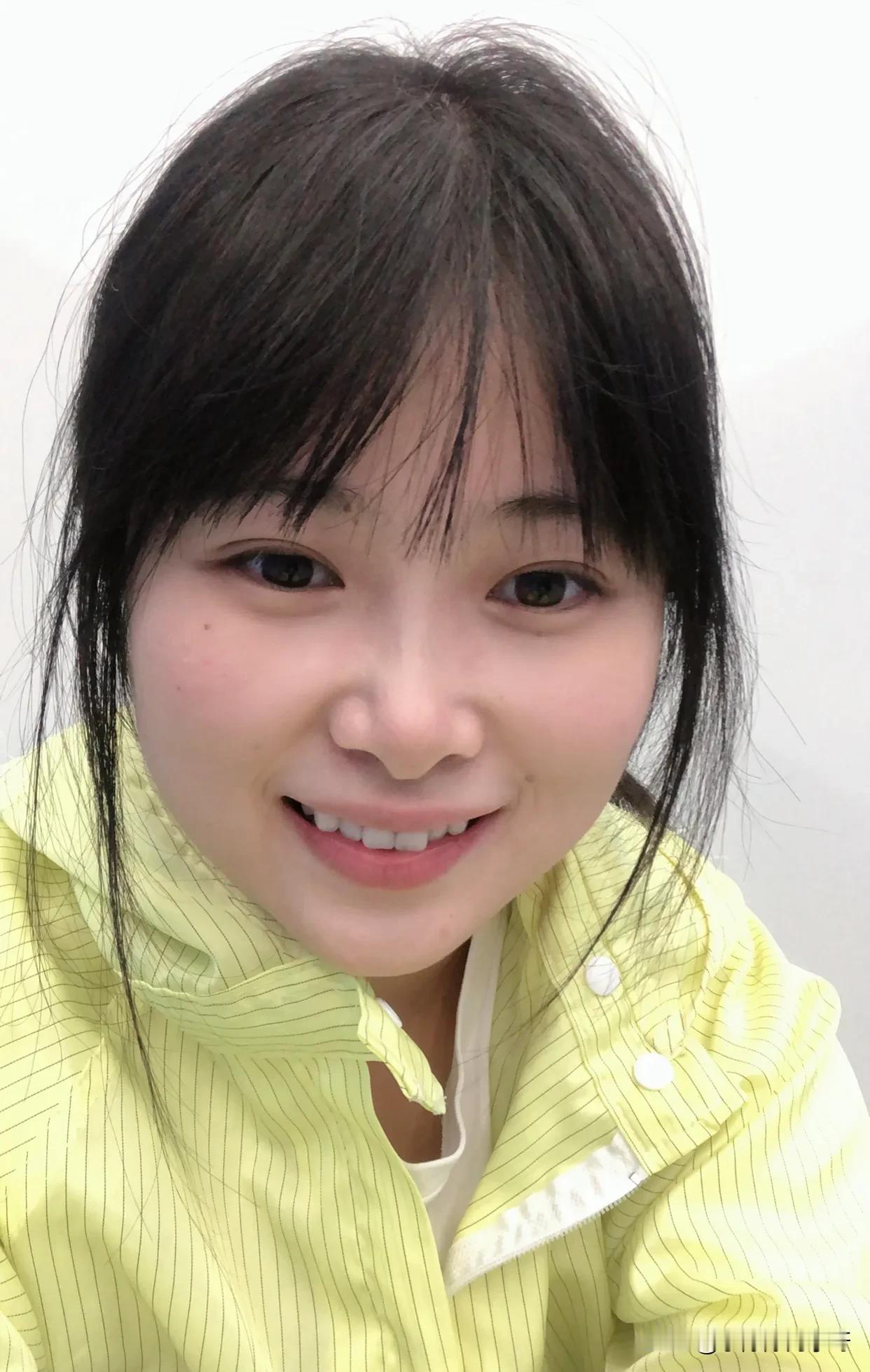 白班也好累，下班后都没兴趣去吃宵夜烧烤，只想回家快点洗澡洗衣服躺着睡觉！