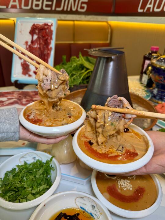 在包头！！很好吃的一家铜锅涮肉…