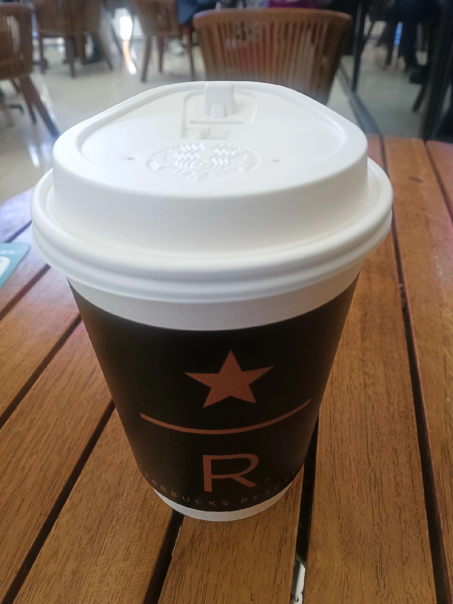 去过的几家特色星巴克：上海南京路步行街星巴克、宁波天一广场星巴克、长沙...