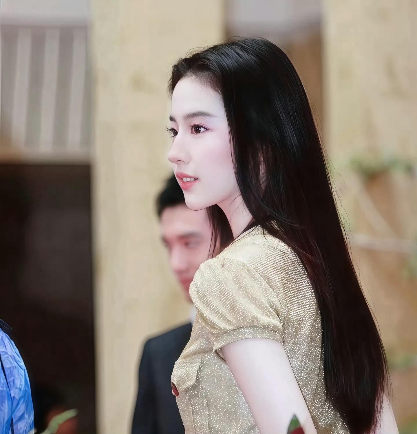 【刘亦菲】谪仙般的人儿 微博之夜