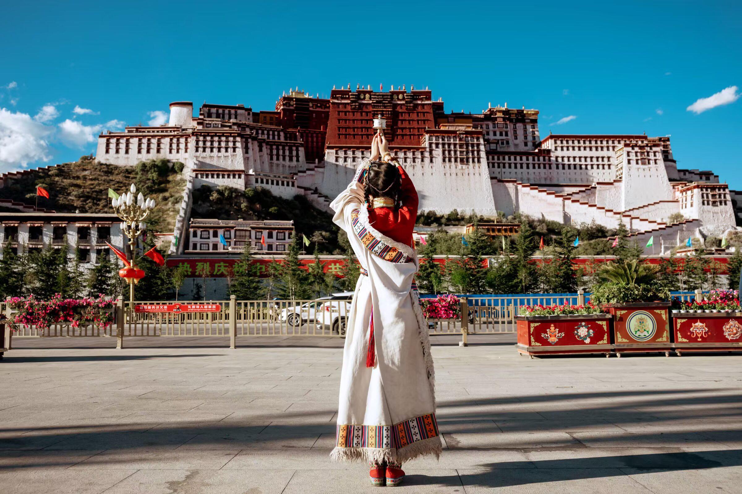 永远太远了 明天陪我吃饭吧