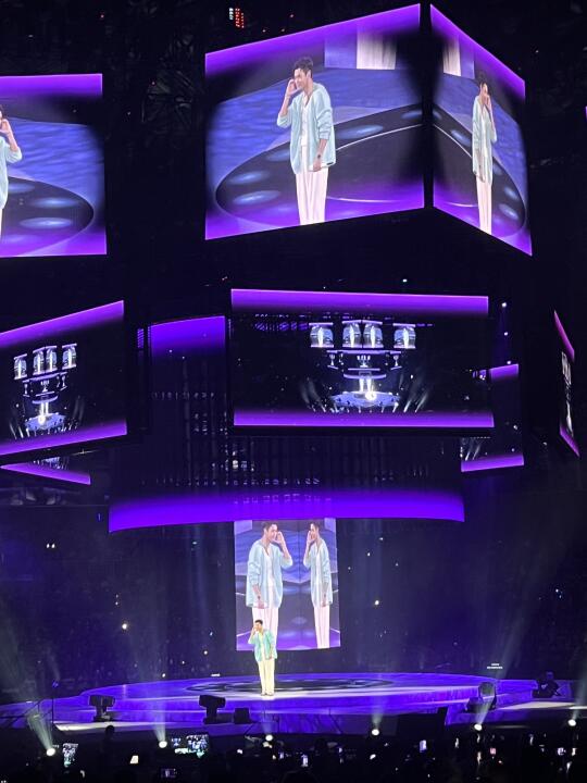 你说蓝色是你最爱的颜色💙
