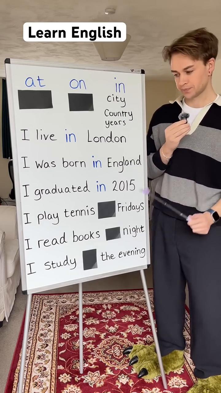 Learn English。
I live in london.
I was b