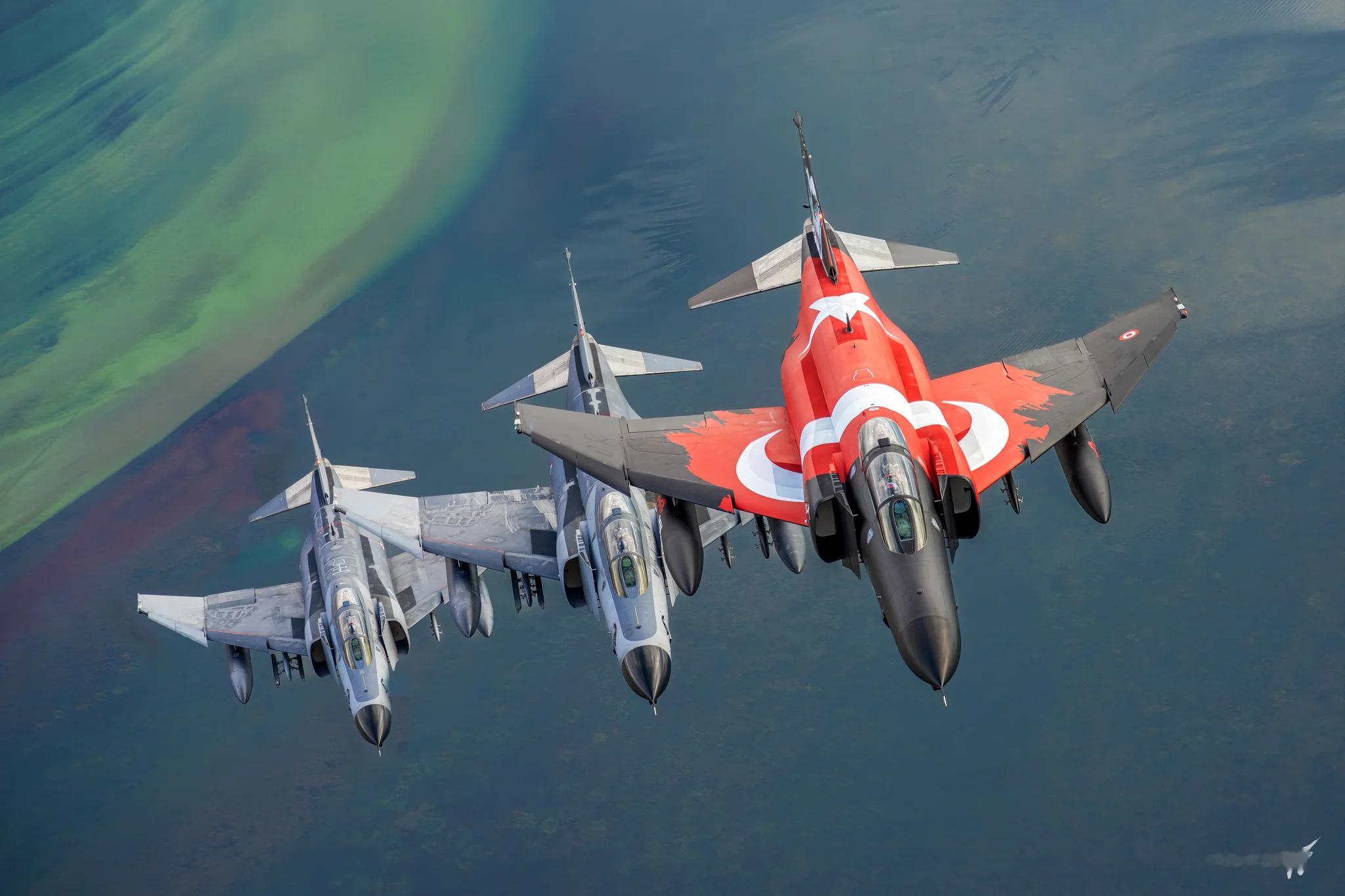 永远的鬼怪 Photo by GawronSky Aviation Photog