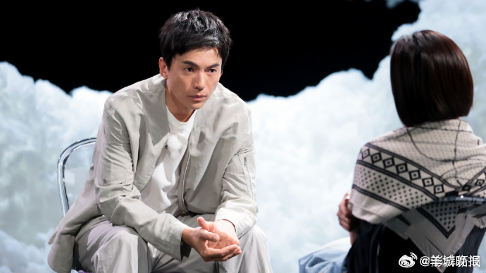 【媒体评：#明星伪悔过的流量闹剧该收场了#】#伪悔过成艺人规避追责的遮羞布#近日