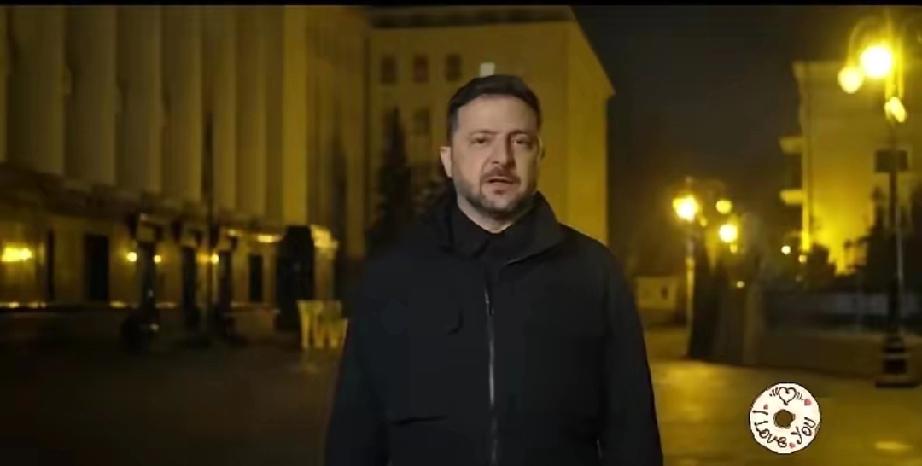 泽连斯基：俄罗斯从未如此严重地出让主权以换取中国的支持。

12月10日，泽连斯