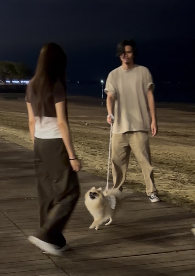 如果我不说，也没人知道狗和男的都是我家里。我才是那个第三者