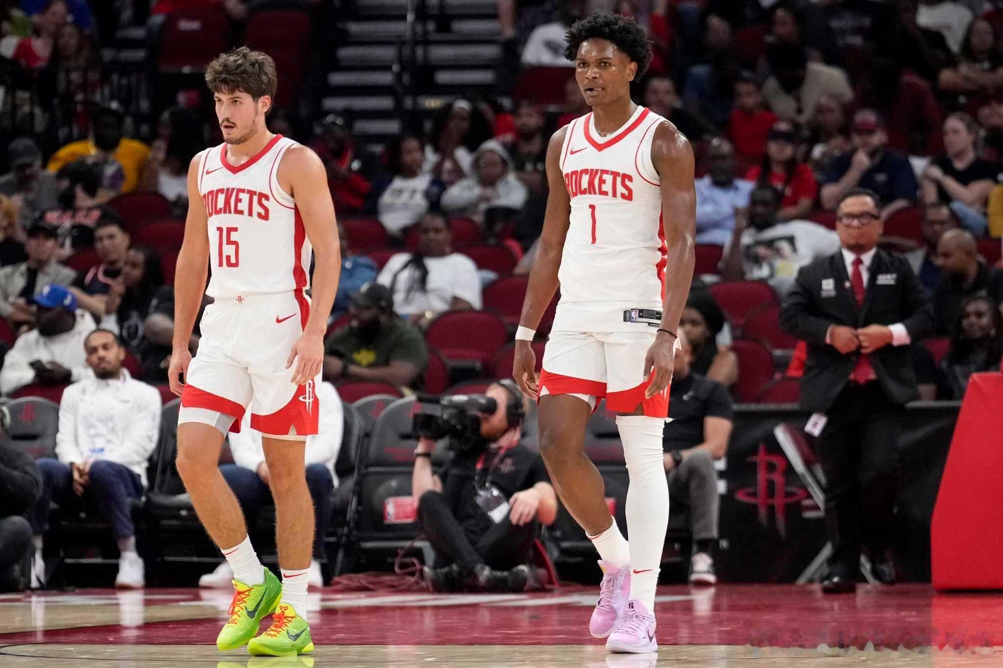 火箭￼已执行阿门￼（1226万美元）和谢泼德￼（1111万美元）2026-27赛