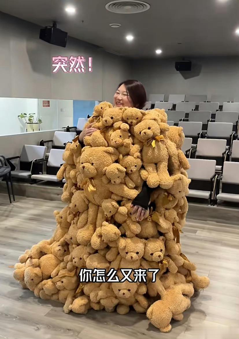 #杨天真都出图了杜华在等什么##GQ连夜排查水道#杨天真都出图了，我们杜妈怎么还