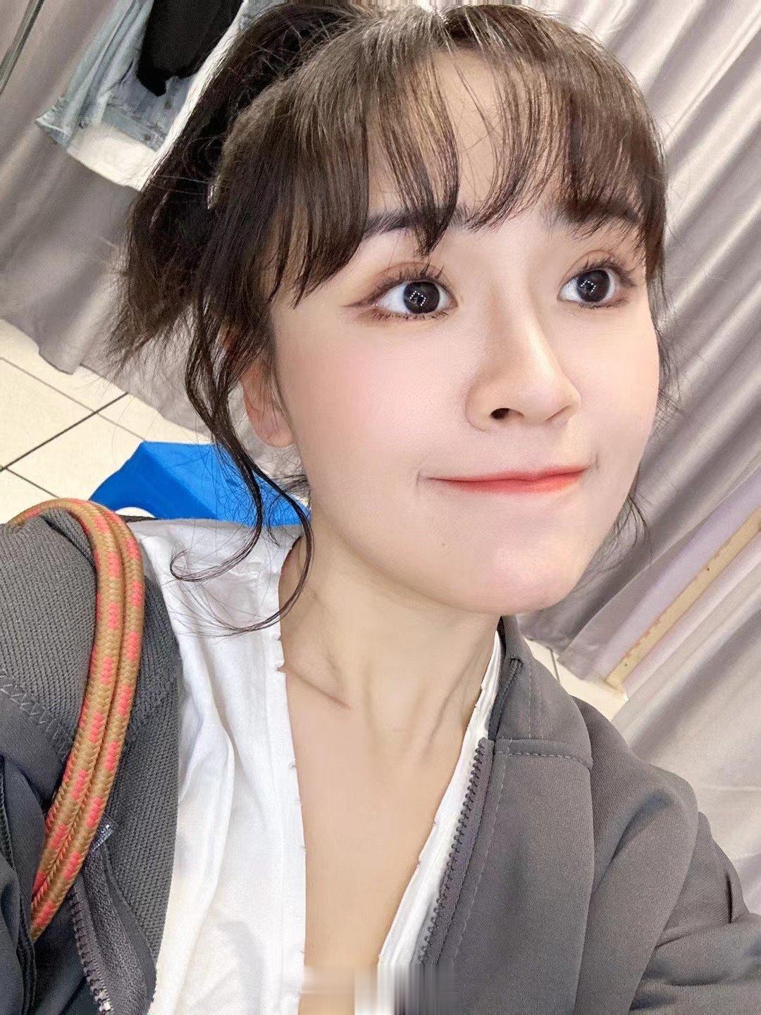 一些最近 凑够9张图相遇。今天你别熬夜了。 ​​​