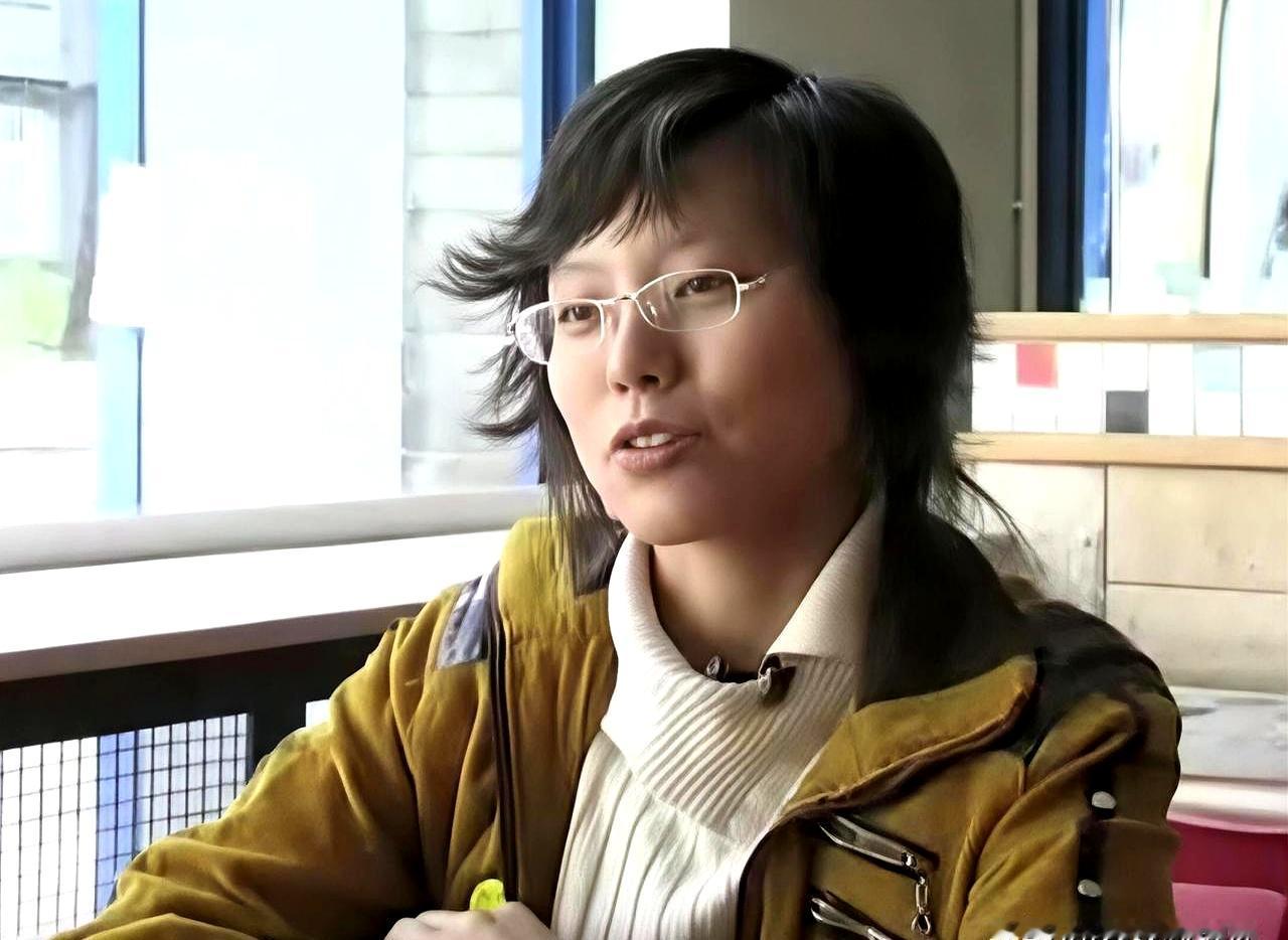 一个山东高考状元，后来过得怎么样？
很多人一听“状元”两个字，脑子里就自动脑补出