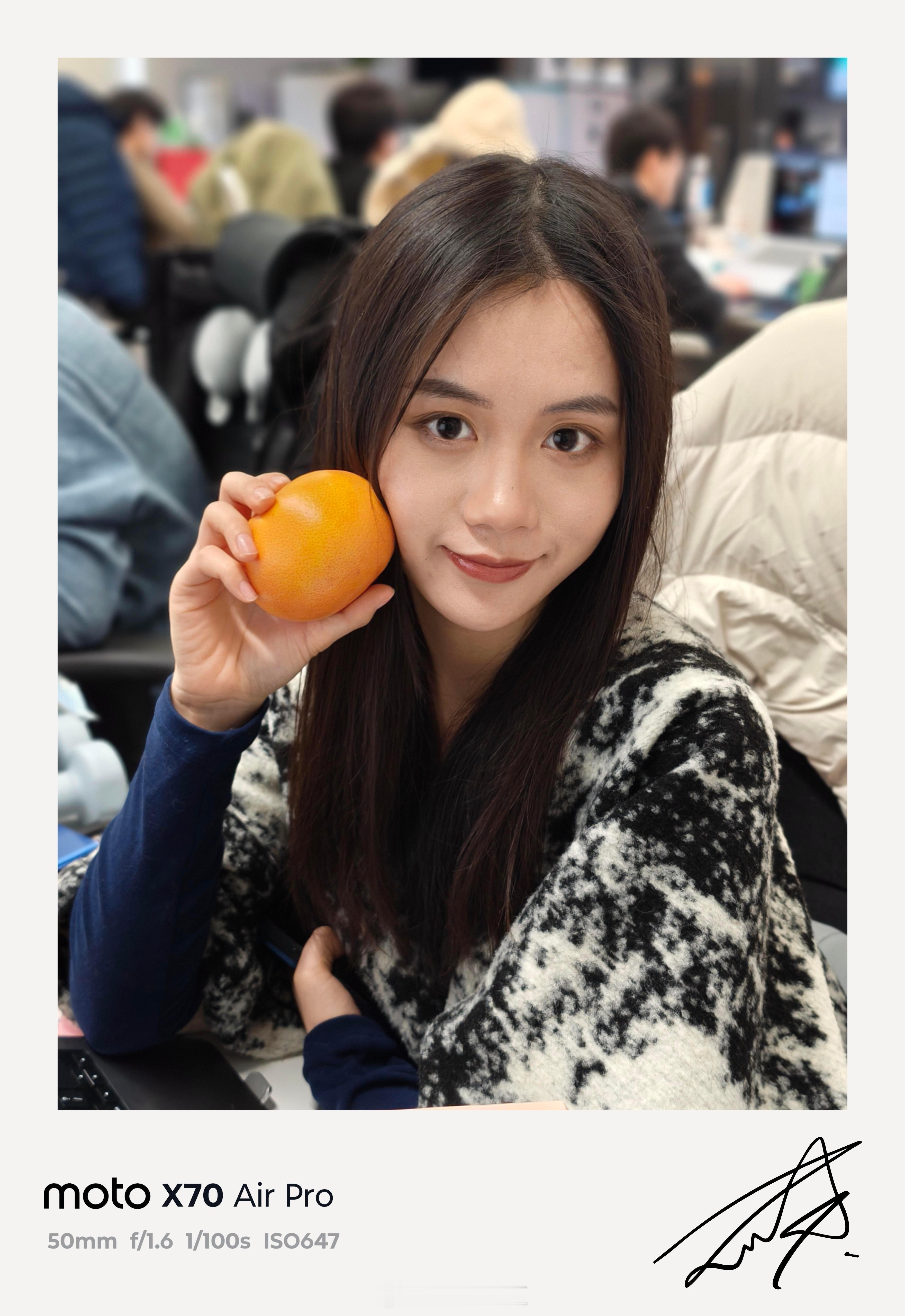 试一下moto X70 Air Pro的人像是张凌赫水印诶