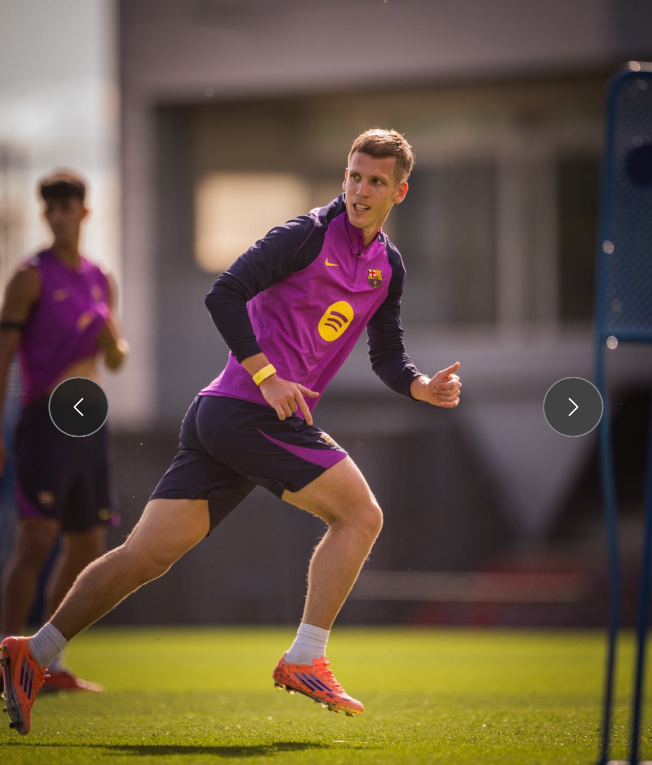 塞尔电台： 巴塞罗那本赛季已经踢了13场比赛，期间遭遇了12次肌肉伤病。 上赛季