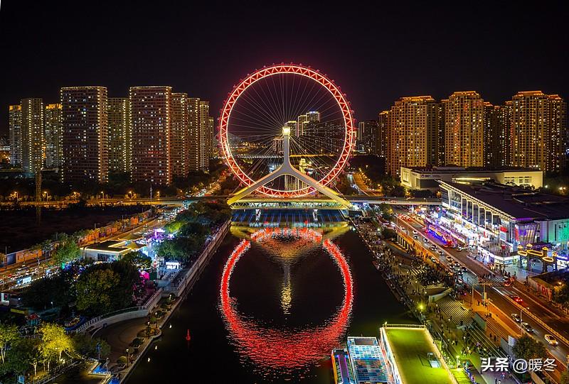 好好的一场家庭出游，几秒之内，酿成无法挽回的悲剧。8月5日晚间，天津之眼河边，陕