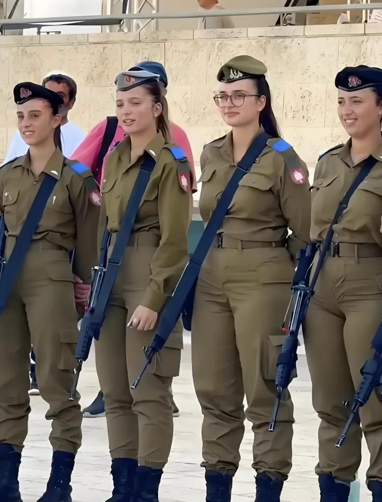 24小时两女兵离世！战争带来的心理创伤真的太致命
 
以色列媒体曝出令人揪心的消