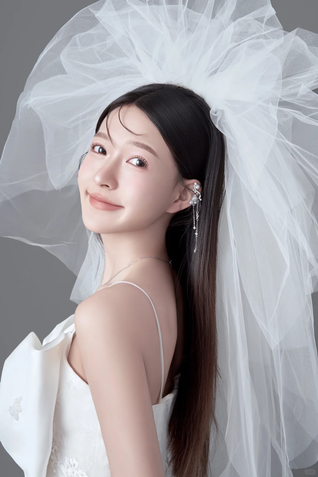 极简婚纱照的天花板