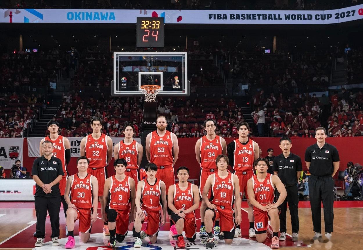 抗日时刻，中国男篮健儿在日本本土作战。中国男篮能赢多少分？ 