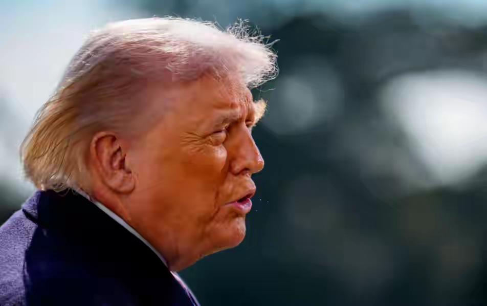 特朗普今日(3月8日 周日)在个人社交媒体写道：伊朗政权突然开始向中东邻国道歉，