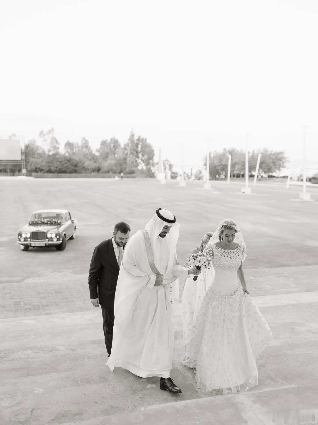 约旦王室 🇯🇴阿卜杜拉国王的亲弟弟费赛尔王子和王子第一任前妻阿丽亚王妃的女儿