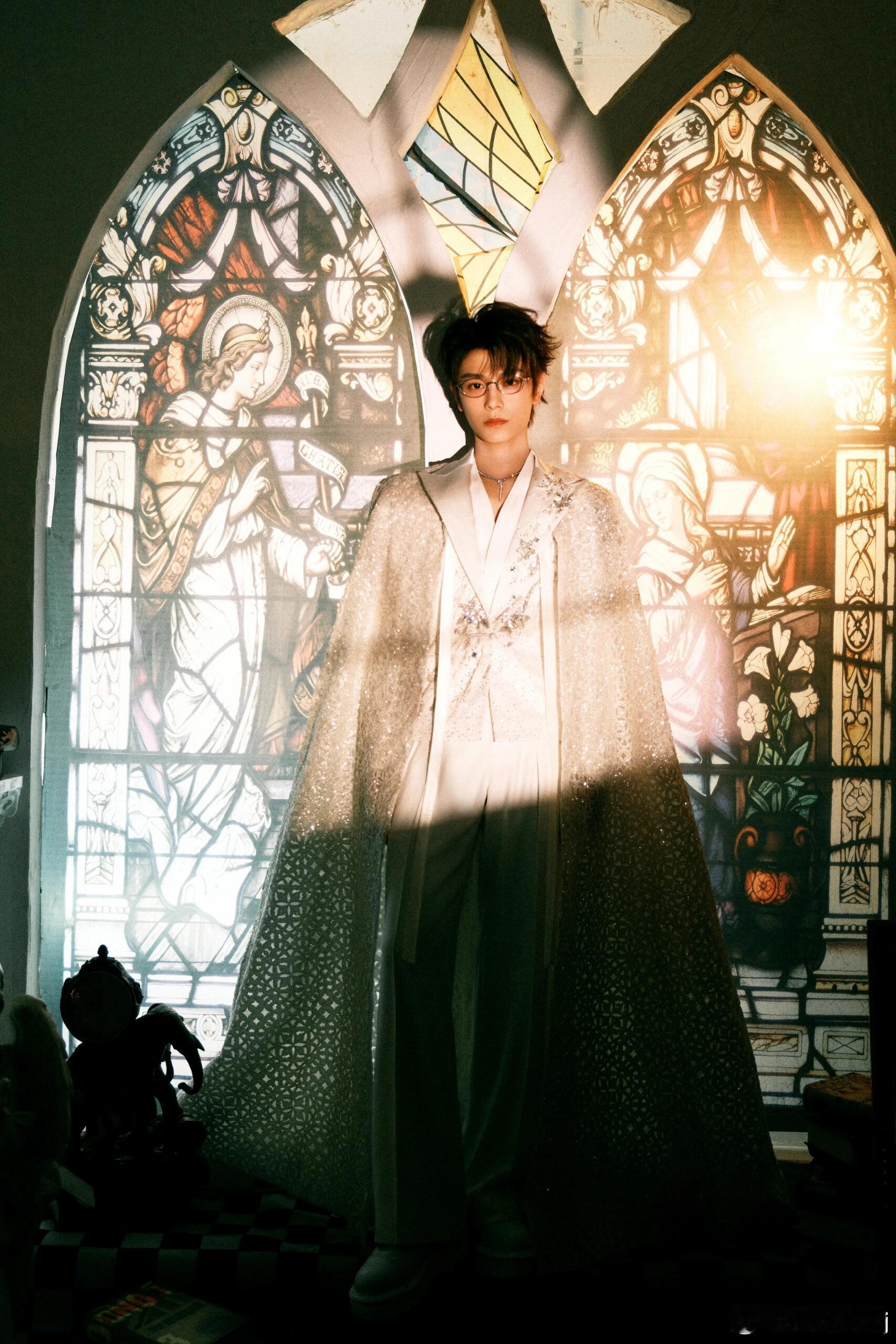 丁禹兮新岁踏光 丁禹兮 咱就说谁家担这么帅，原来是你啊！ 