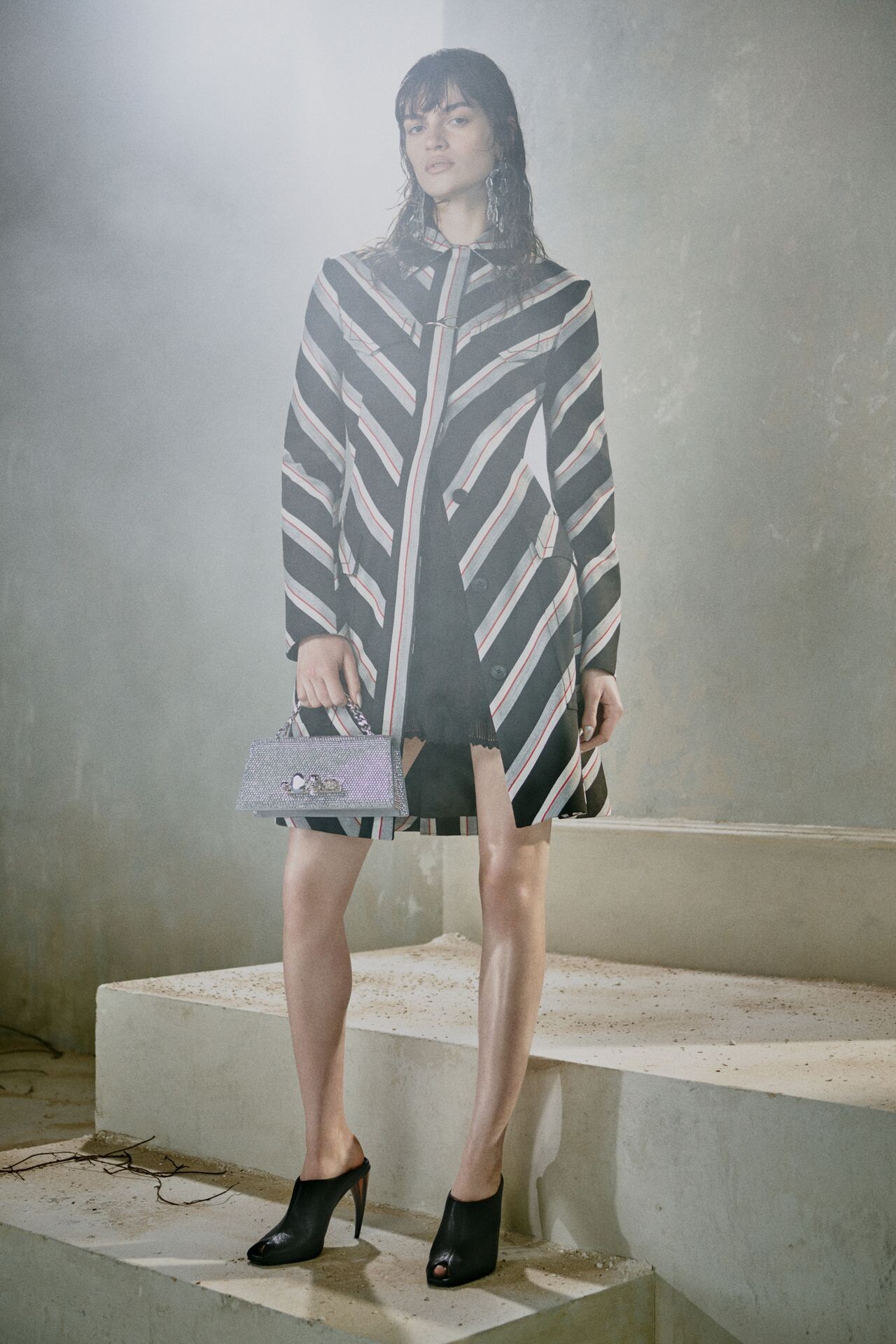 齐浩洁& 刘钦政 for MCQUEEN PRE-FALL 2026 LOOKB