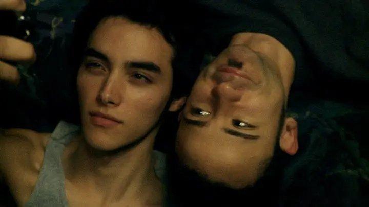 美国同影《同是陌生人》2010 kk:电影推荐[超话]电影影视剪辑电影推荐 ​​
