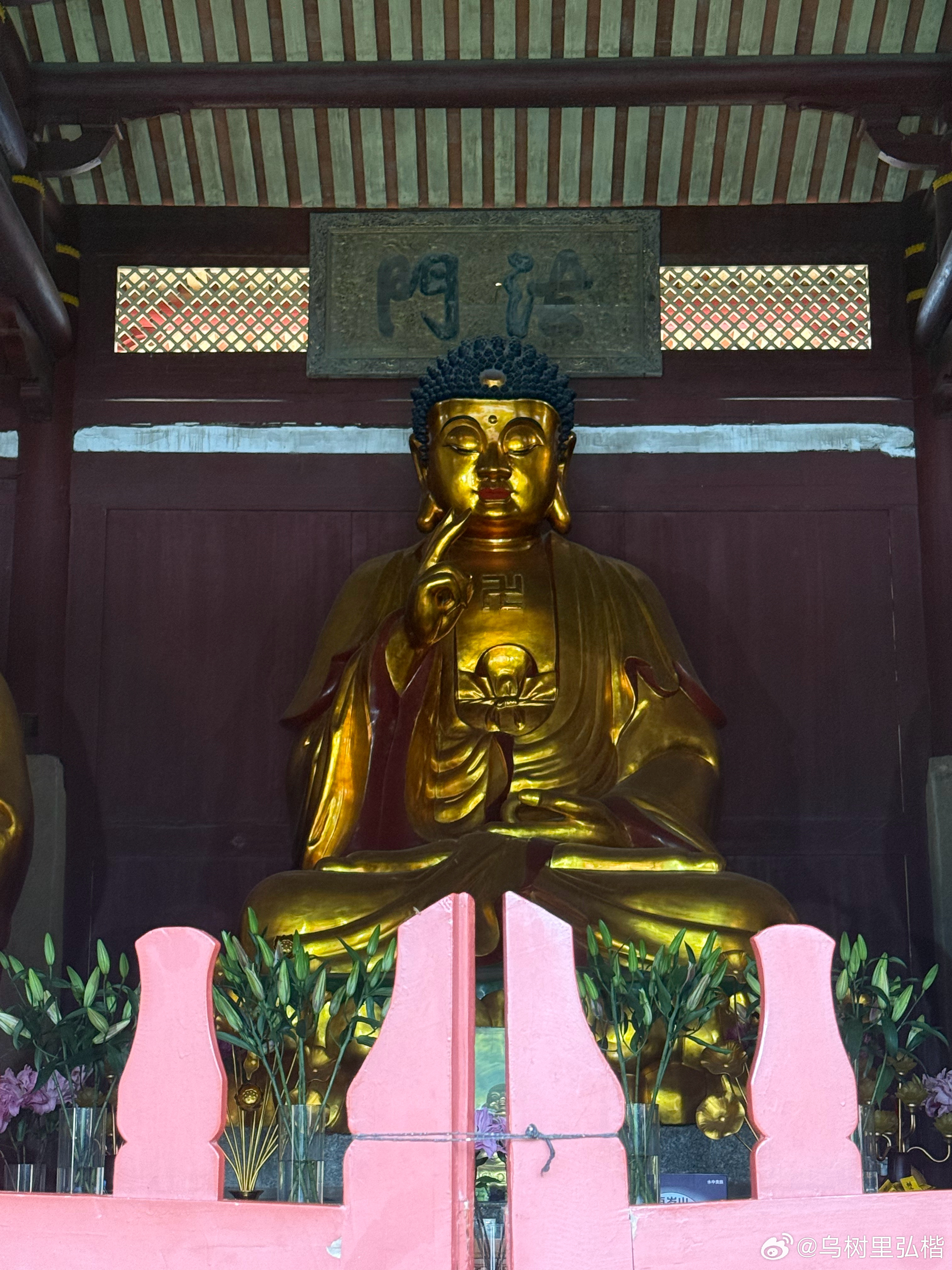 一个人的长相，就是他灵魂的模样。人呐到40以后，大多数人会越长越难看。因为他的经