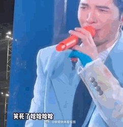 萧敬腾一哭倒是挺像向佐啊！ ​​​