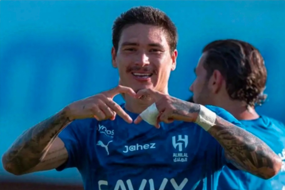 沙特媒体：努涅斯拒绝费内巴切，他离开新月的意愿并不强烈据沙特媒体《利雅得体育报》