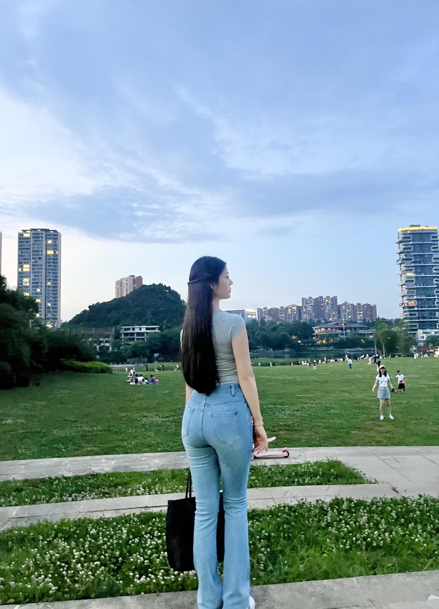 想你了 但只能想7秒 因为我只是你的一条鱼~