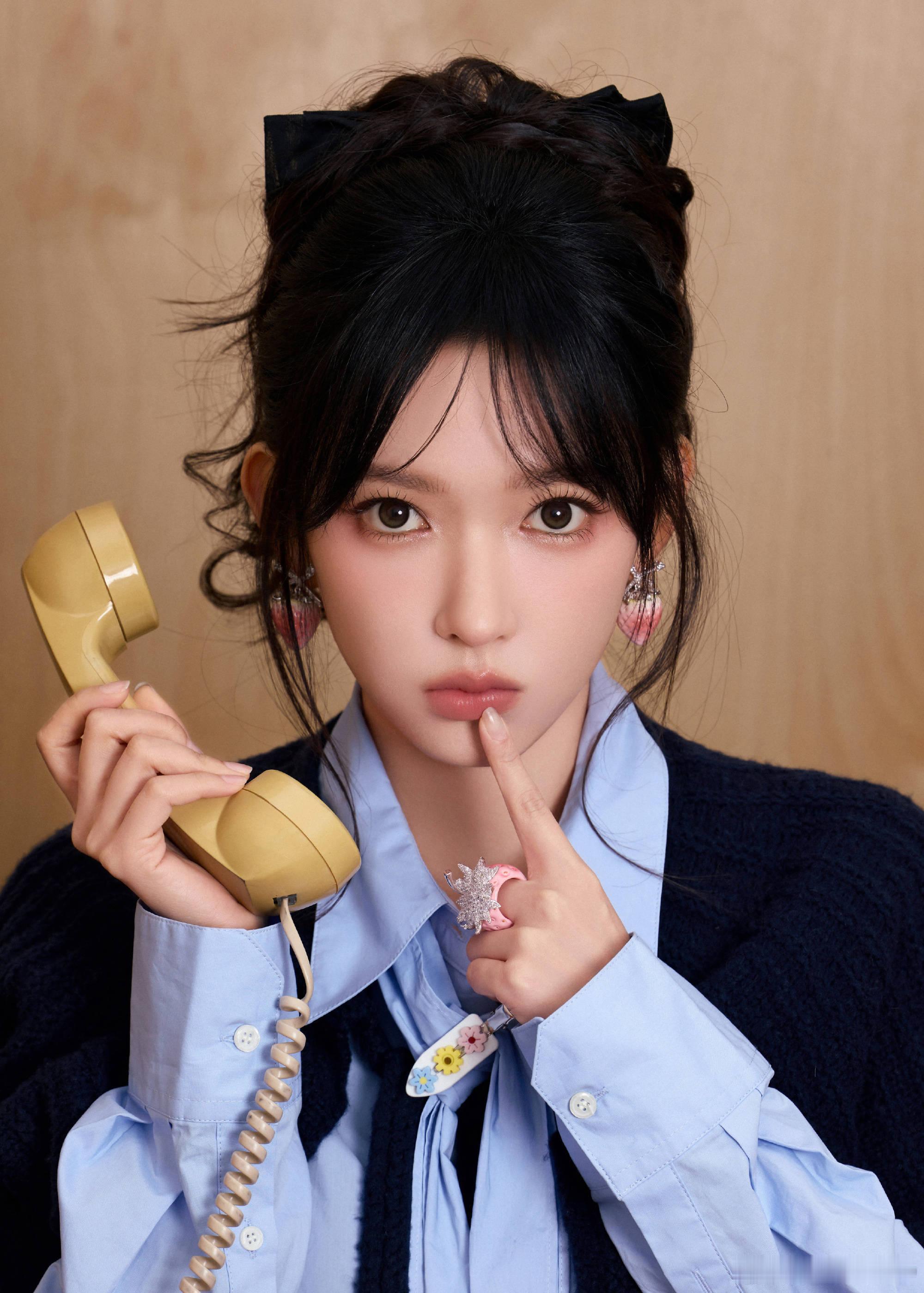 程潇参加微博之夜 微博之夜简笔画，一看就是程潇期待程潇～程潇微博之夜简笔画 微博