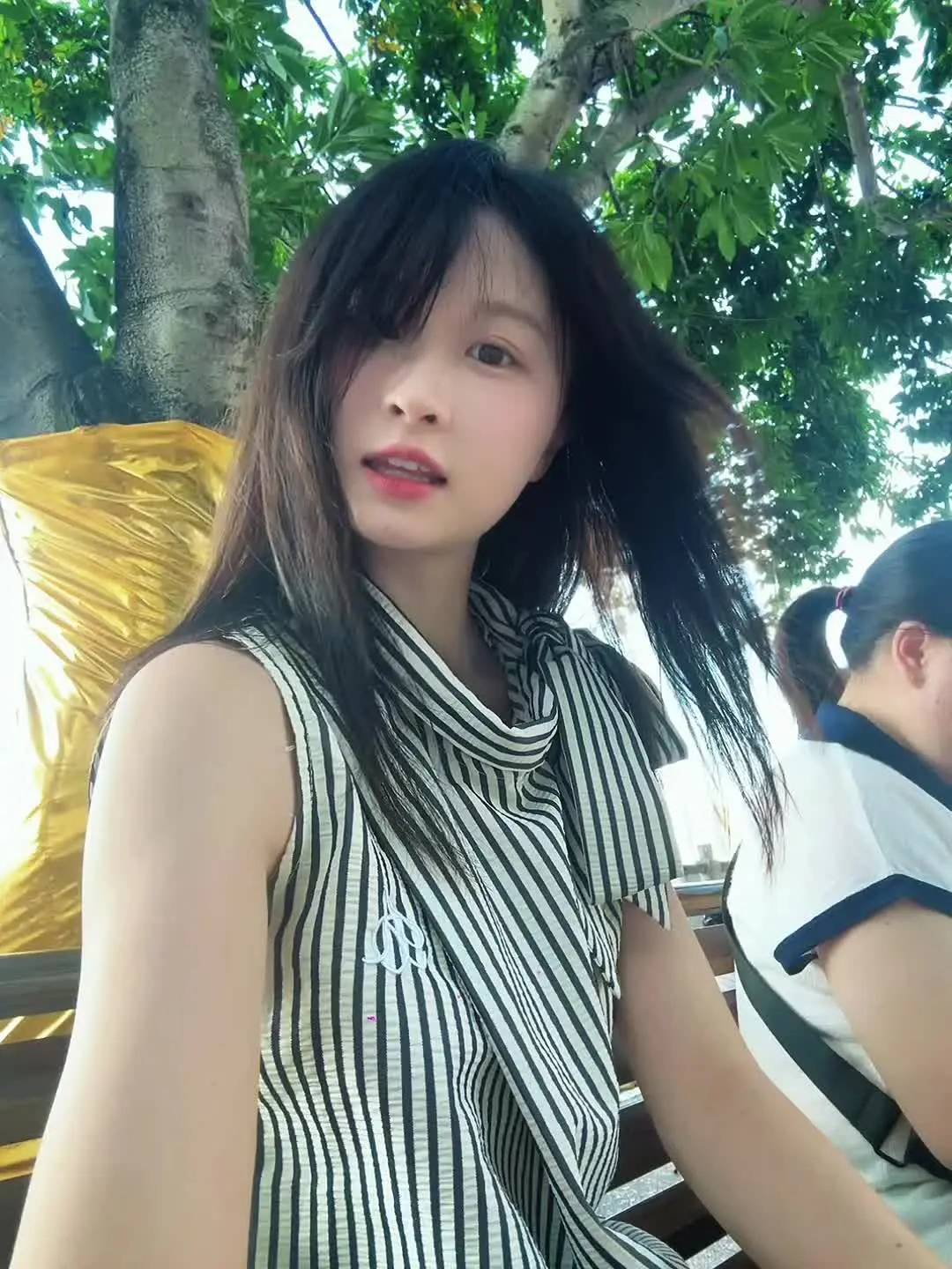 放开了拳头反而更自由