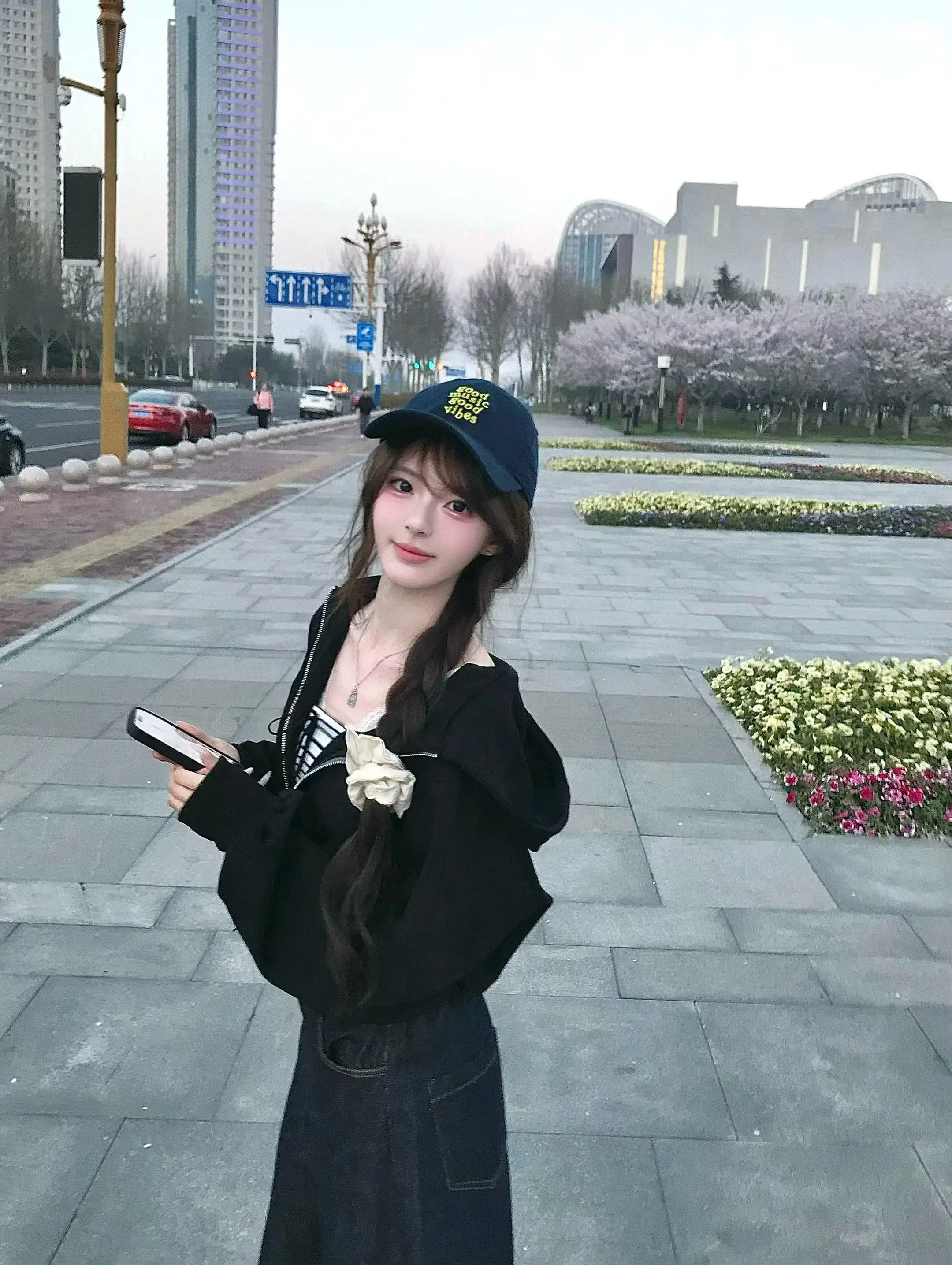 被我这种人缠上是不是很可爱 是不是很无奈 是不是很享受 是不是很后悔没...