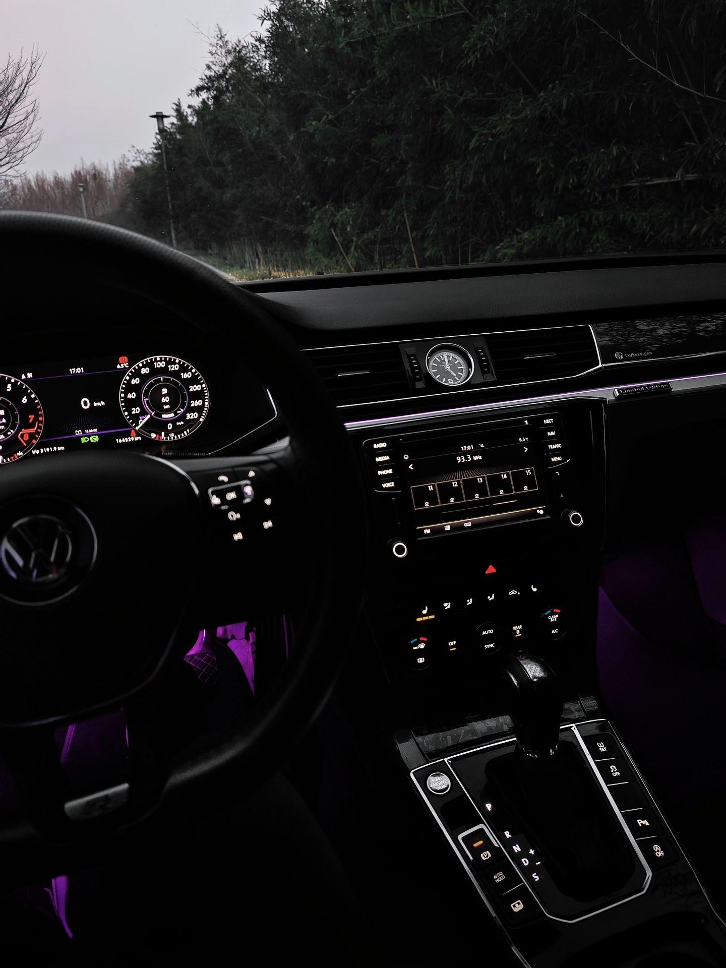 马上2025年了 还有人开这种车嘛？