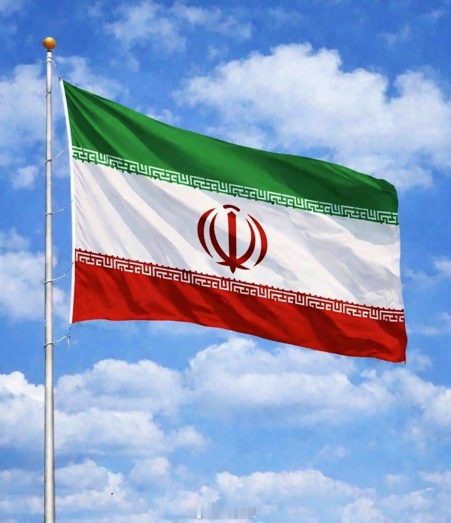 最新消息 ：波兰总理唐纳德·图斯克表示，波兰不会向伊朗派遣军队，并拒绝了特朗普对