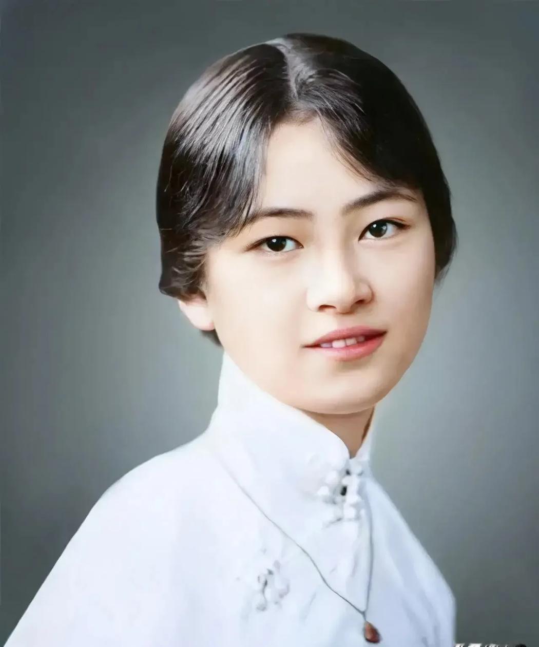 1947年，林徽因病重，她请求见徐志摩的前妻张幼仪一面。一开始，张幼仪不愿意见她