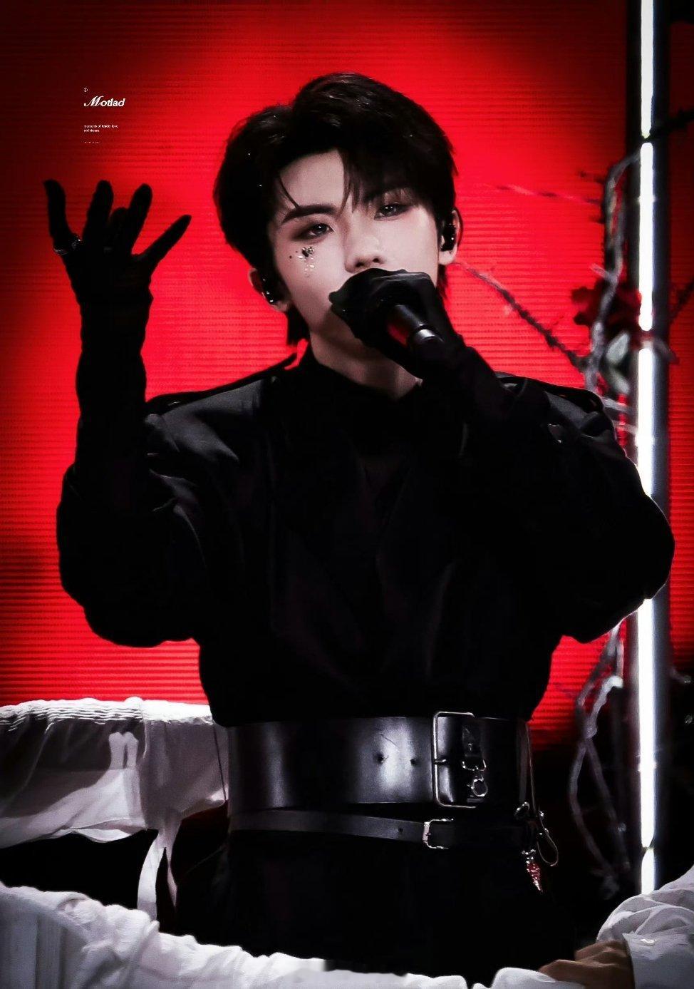 马嘉祺solo 好听时代少年团上海演唱会马嘉祺solo也太好听了吧