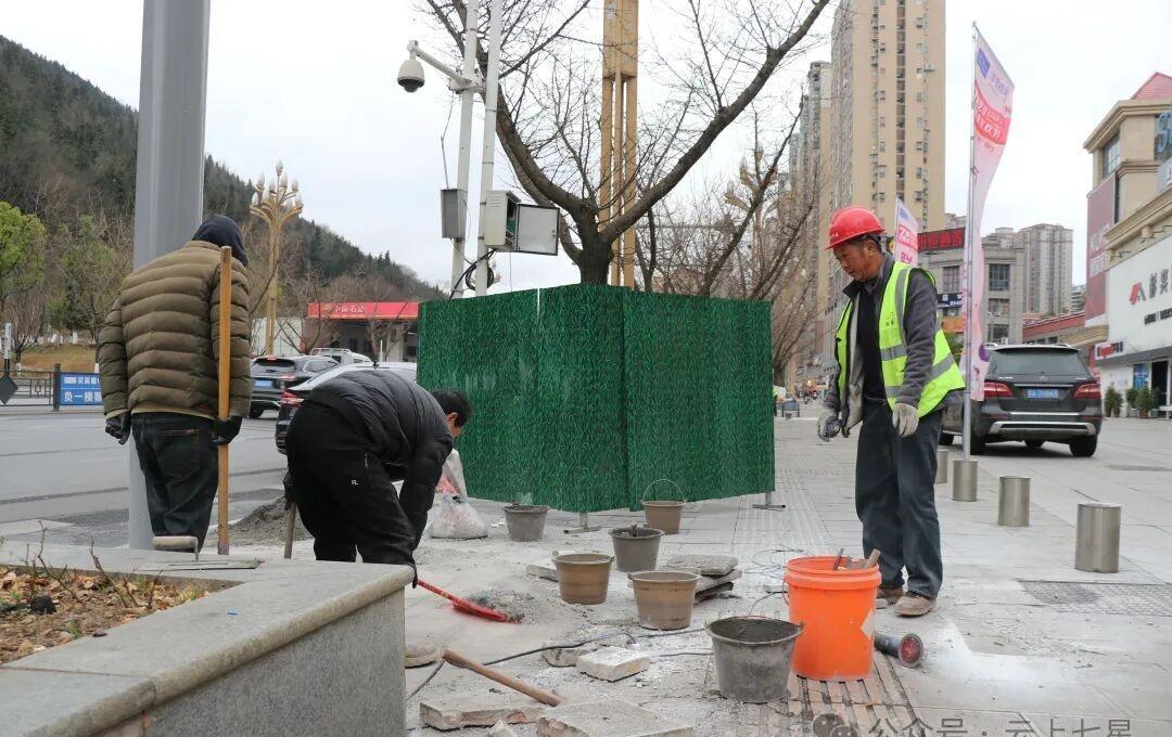 【即将投用！七星关新增2处红绿灯】七星关城区将新增两处交通信号灯，分别位于碧阳大