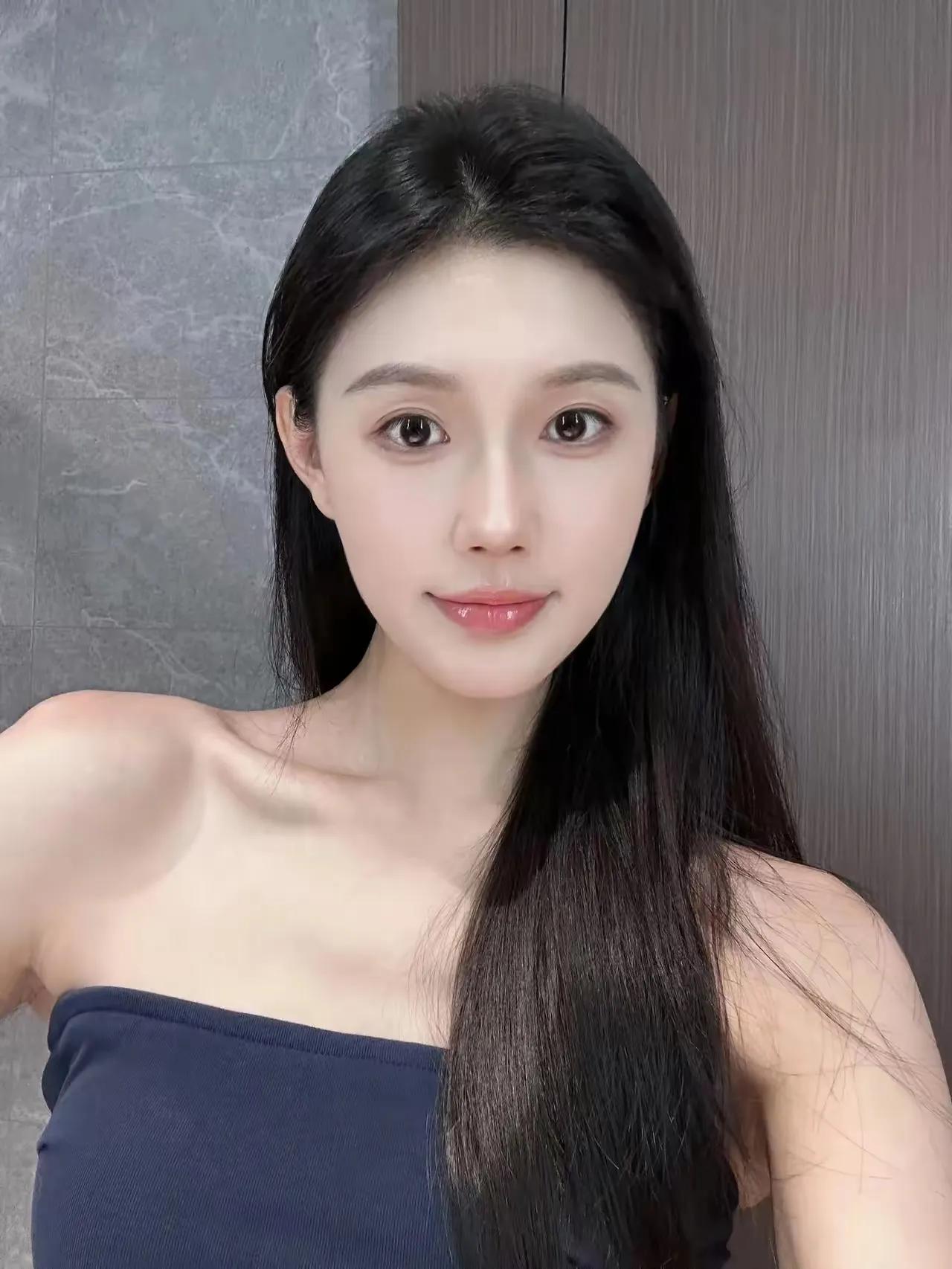 当别人做得比我好时，
我一点都不羡慕，因为他们比我更努力！