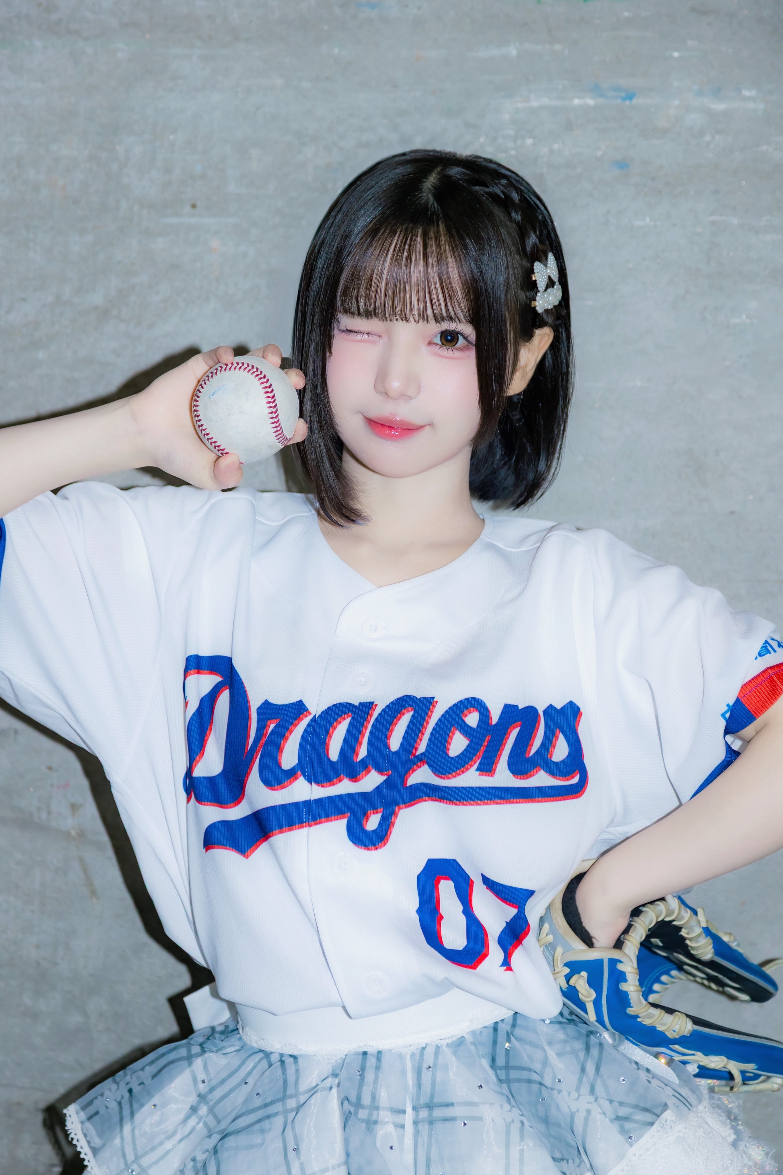 我推的地下偶像去担任棒球比赛的开球选手了⚾️あいす：「今天有幸在万特力巨蛋担任了
