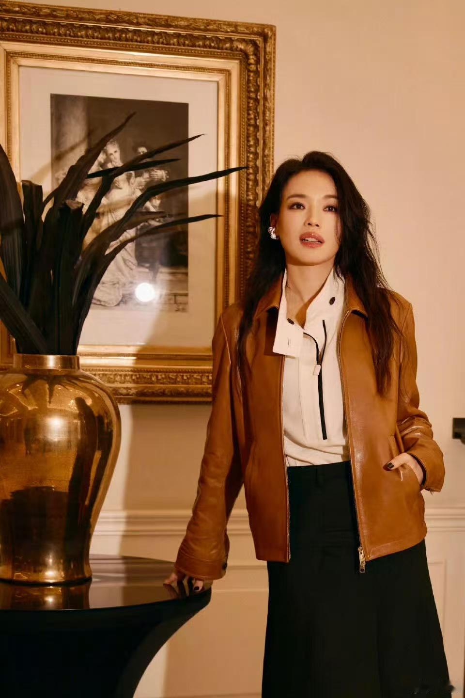 YU7代言人还是舒淇舒淇就像一本书，越读越有味道。她的故事，她的气质，她的演技，