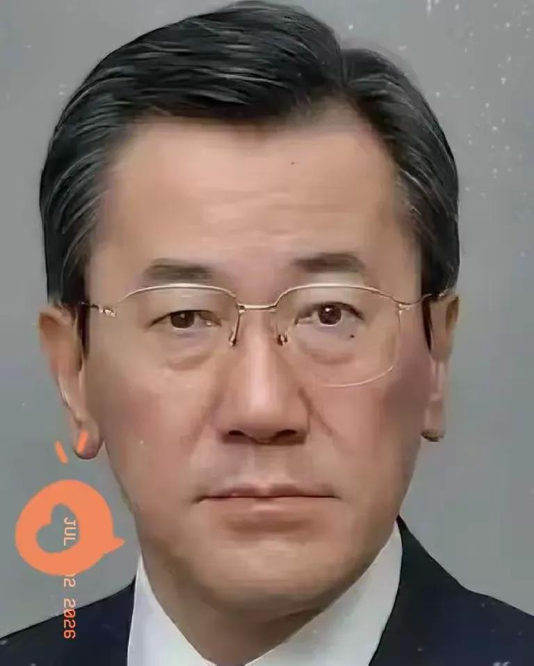中菲这回算是正面杠上了。

菲武装部队总参谋长放话，黄岩岛要是有人"伤亡"就视同