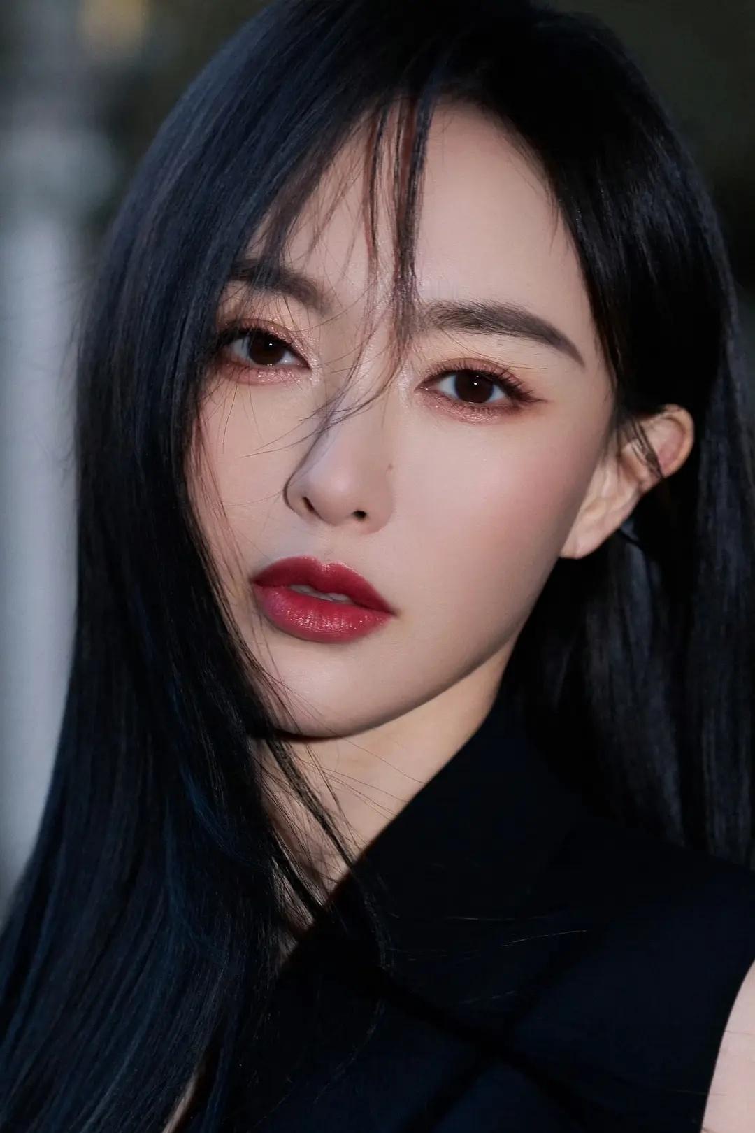 唐嫣的状态真的好好啊，感觉，很显年轻 