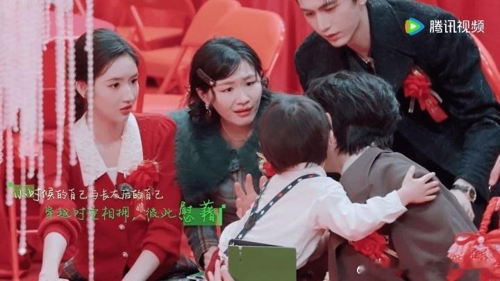 丁程鑫从宝早安变成早保安丁程鑫从丁宝变成丁保安 以前是心肝宝贝，现在是门卫大叔。