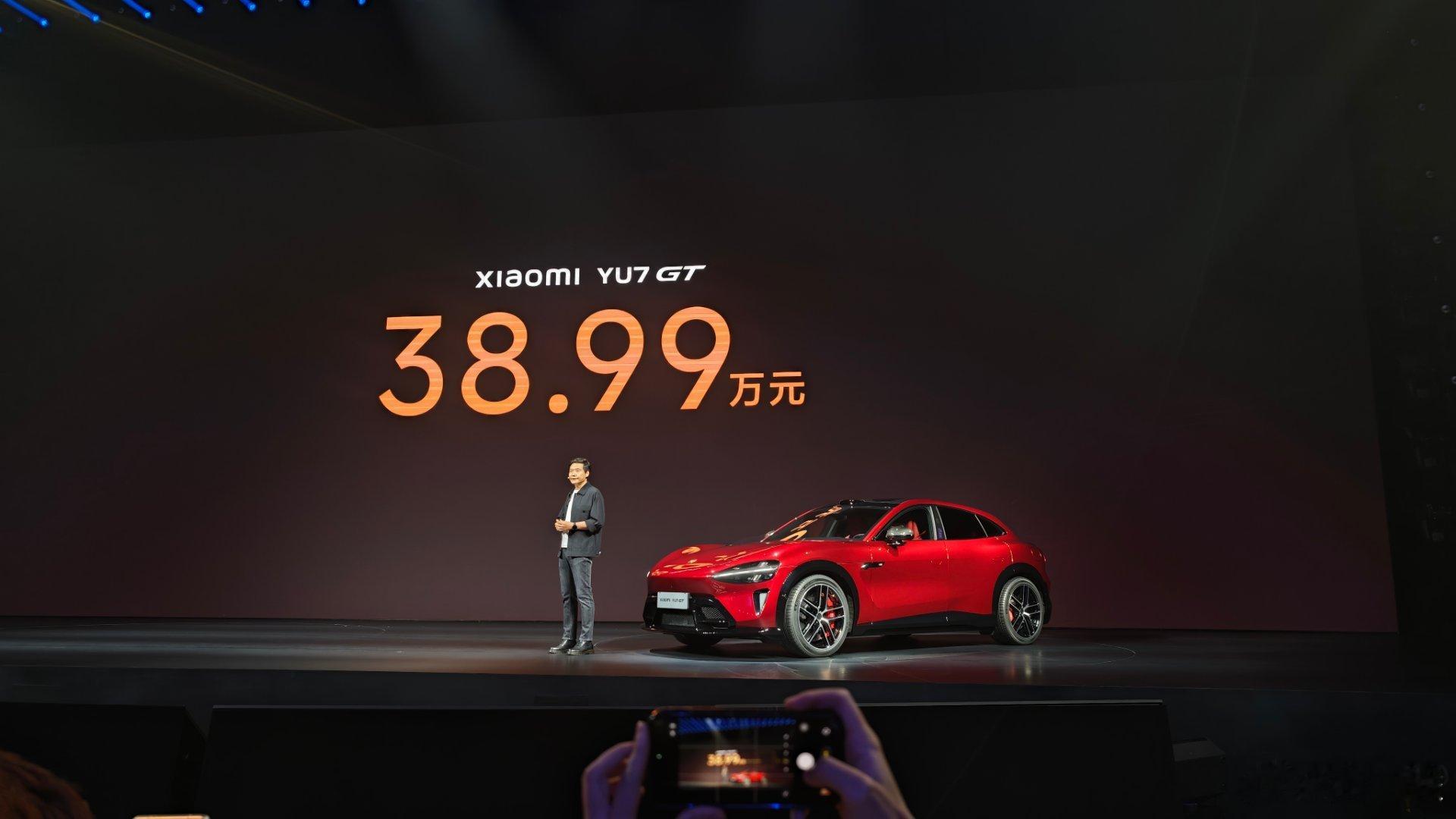 我靠！YU7GT才卖38.99！一千匹的跑车级SUV，无敌了好吧！全选配配齐才4