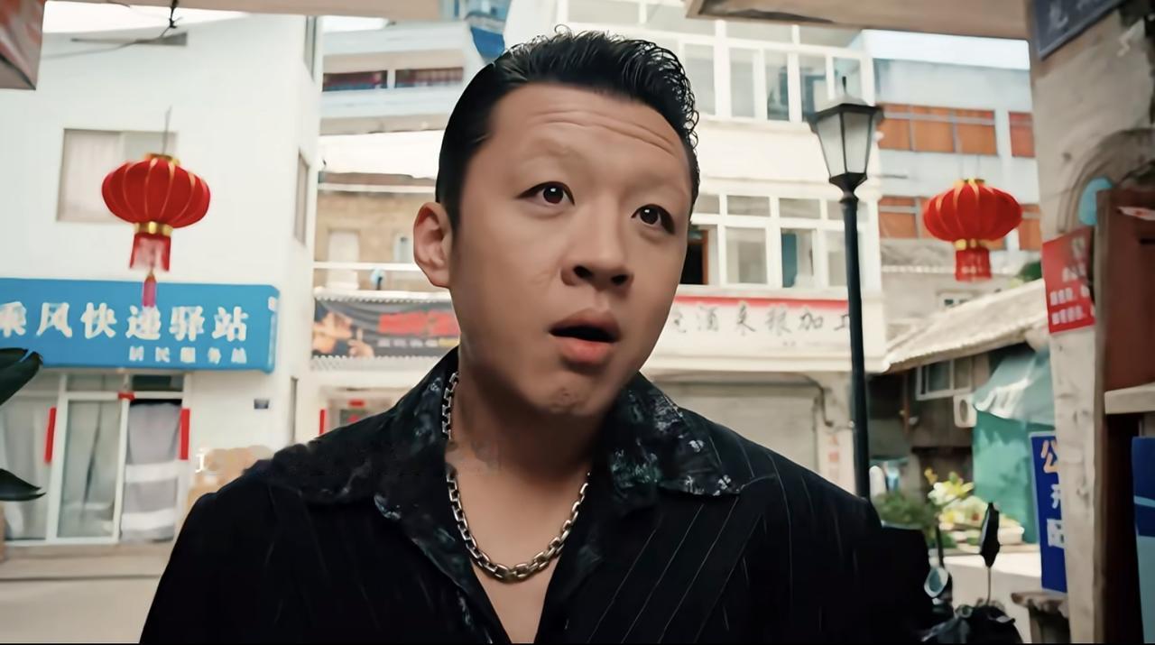 熊布莱克的血囊不是微羽少女组合，档案里面有微羽组合照片是熊黑自己放的。

熊布莱